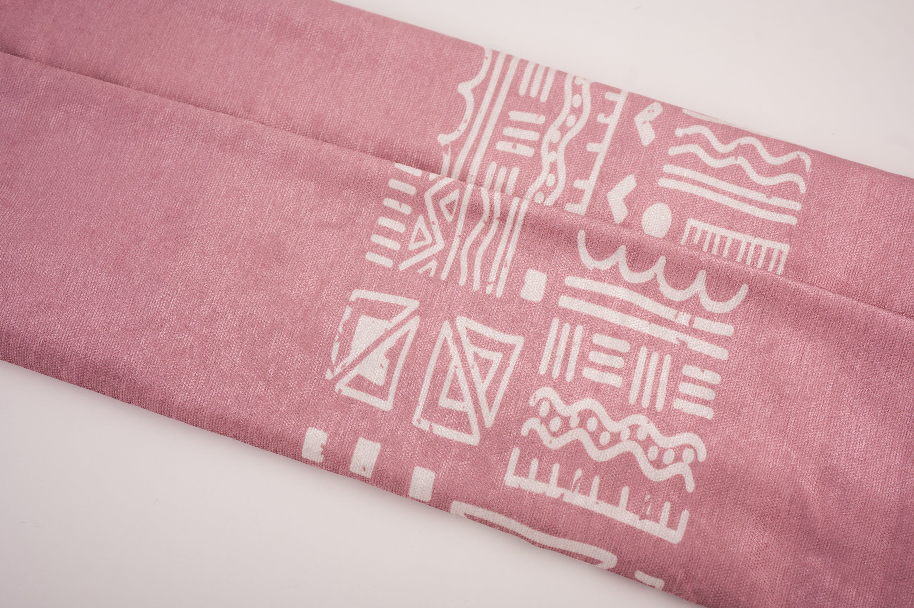 Printed Chenille Curtain – Kigali Cashmere Rose, 100% Polyester (135x260cm) - image 2