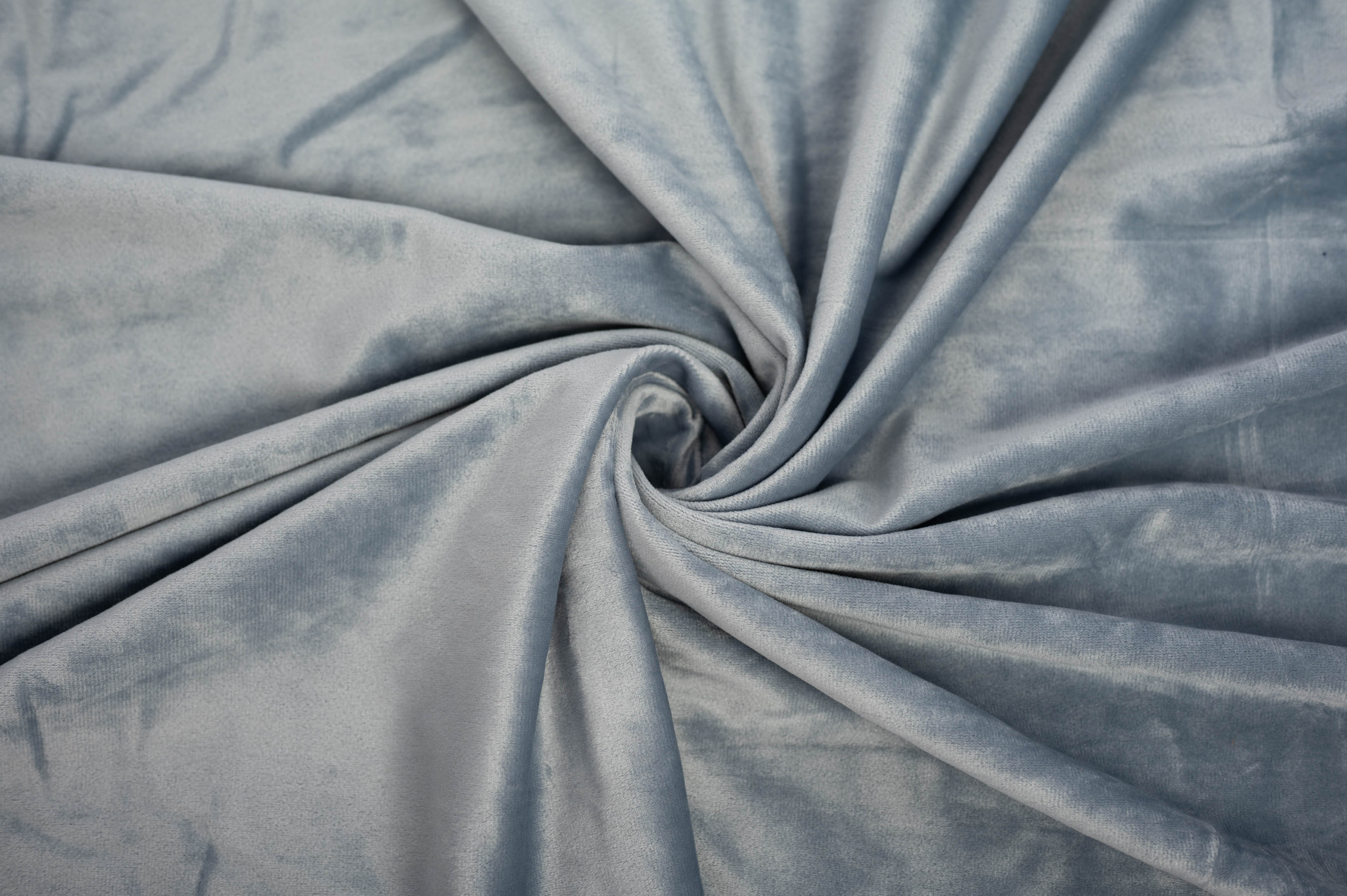 Velvet Curtain – Gray, 100% Polyester, 80% Sun Light Block (135x250cm) - image 4