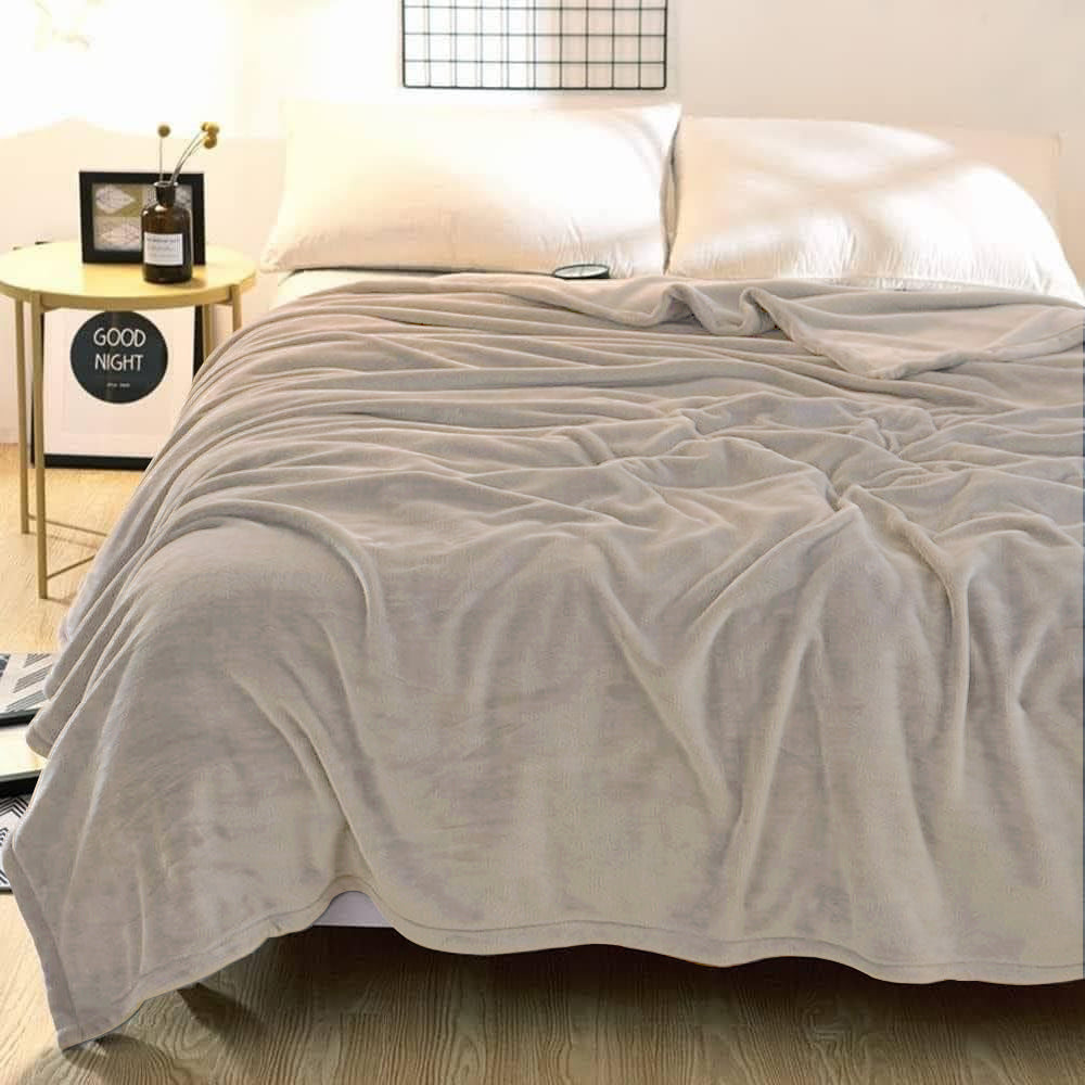 Soft Fleece Blanket – Light Beige, Fine Microfiber (140x200) - image 2