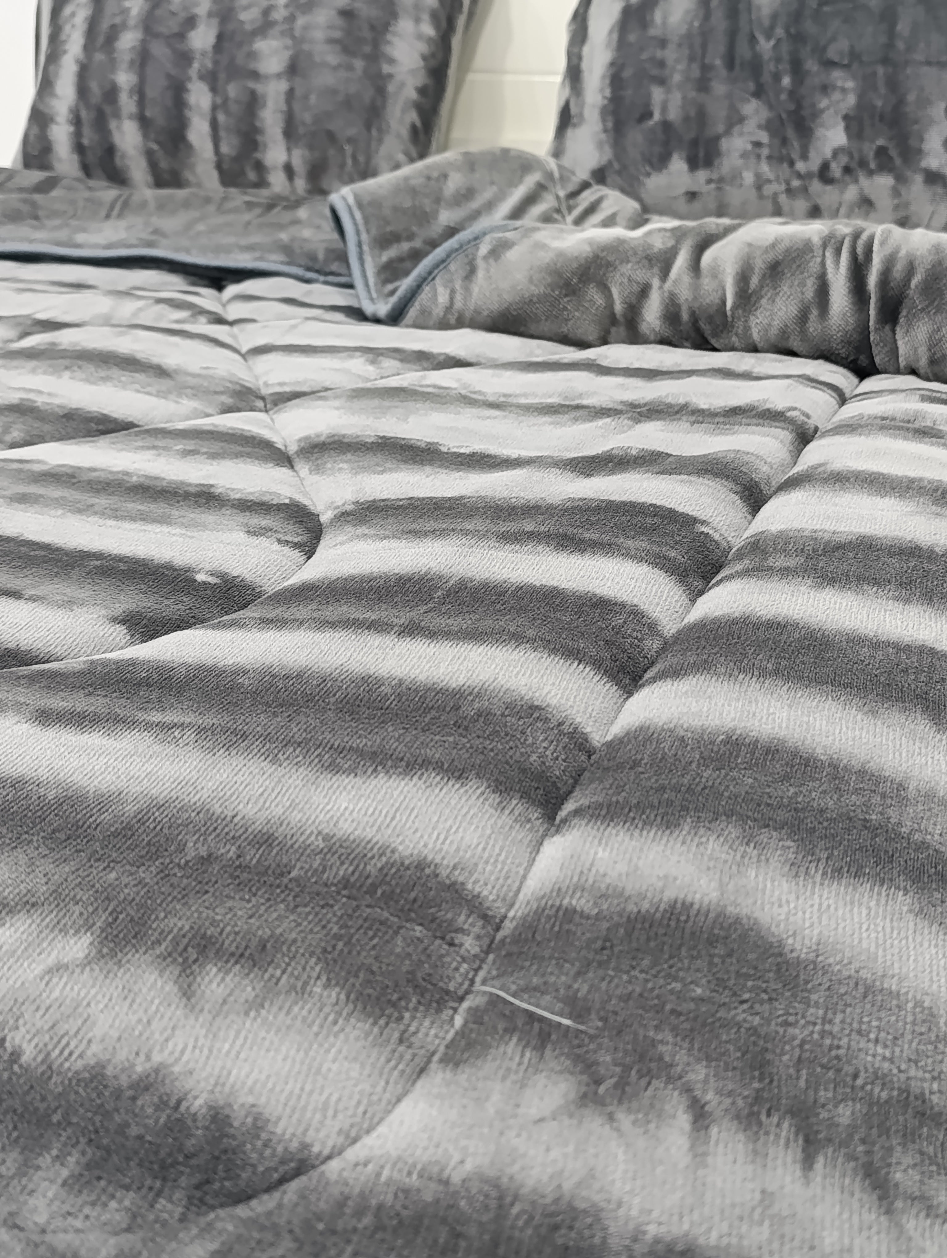 Blanket Duvet Set -Gray 3 pieces - image 3