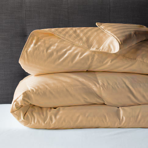 Striped Satin Light Duvet Set - image 4