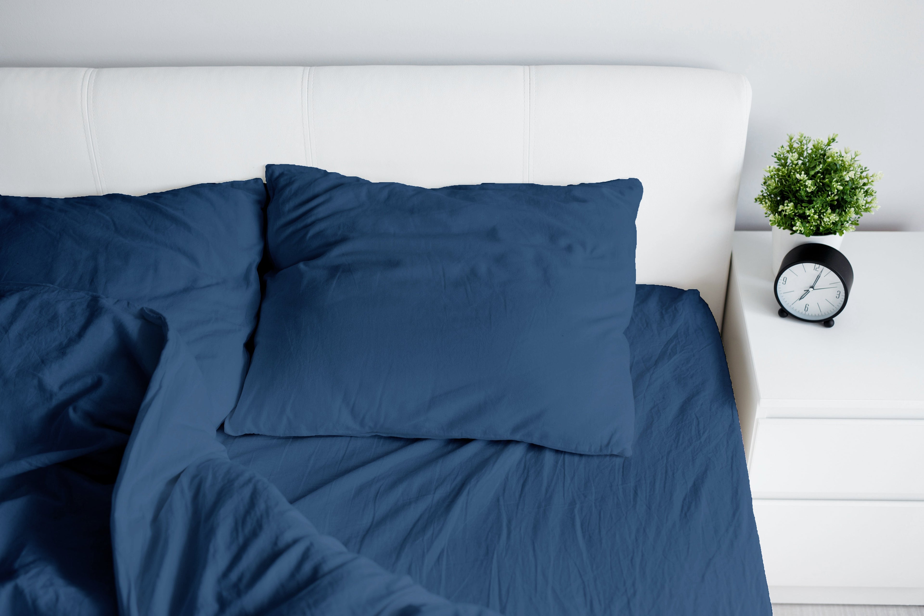 Microfiber Bed Sheet Set 3 pieces - image 9