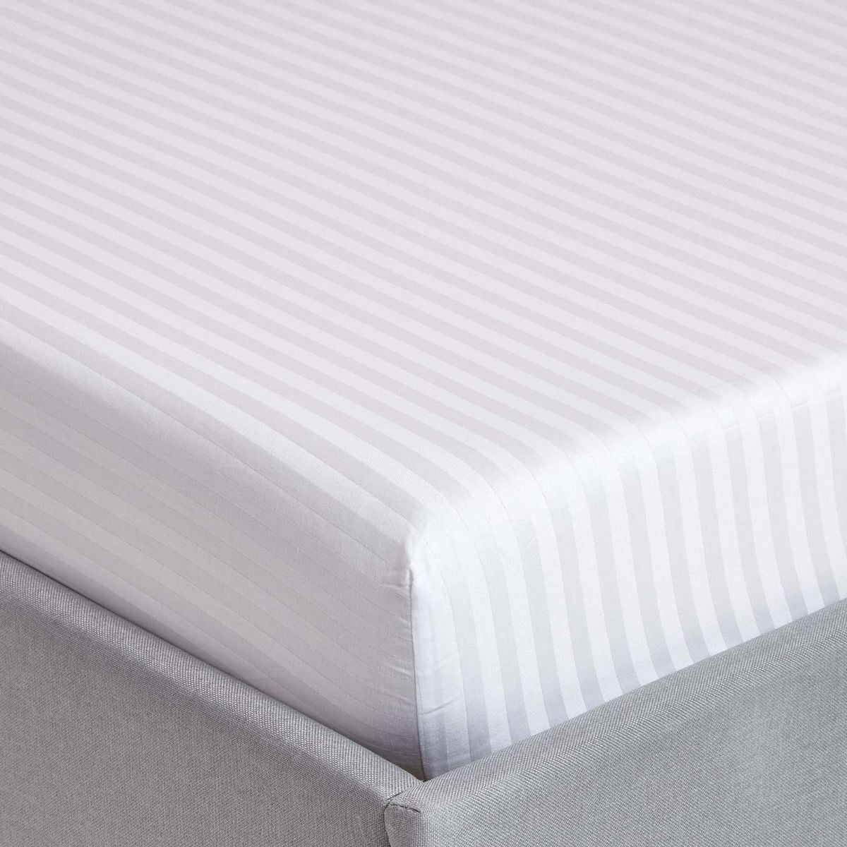 Stripe Satin Bed Sheet Set 3 Pieces - image 1