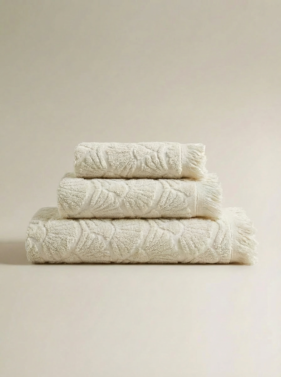 Set of 3 Cleopatra Towel - image 2