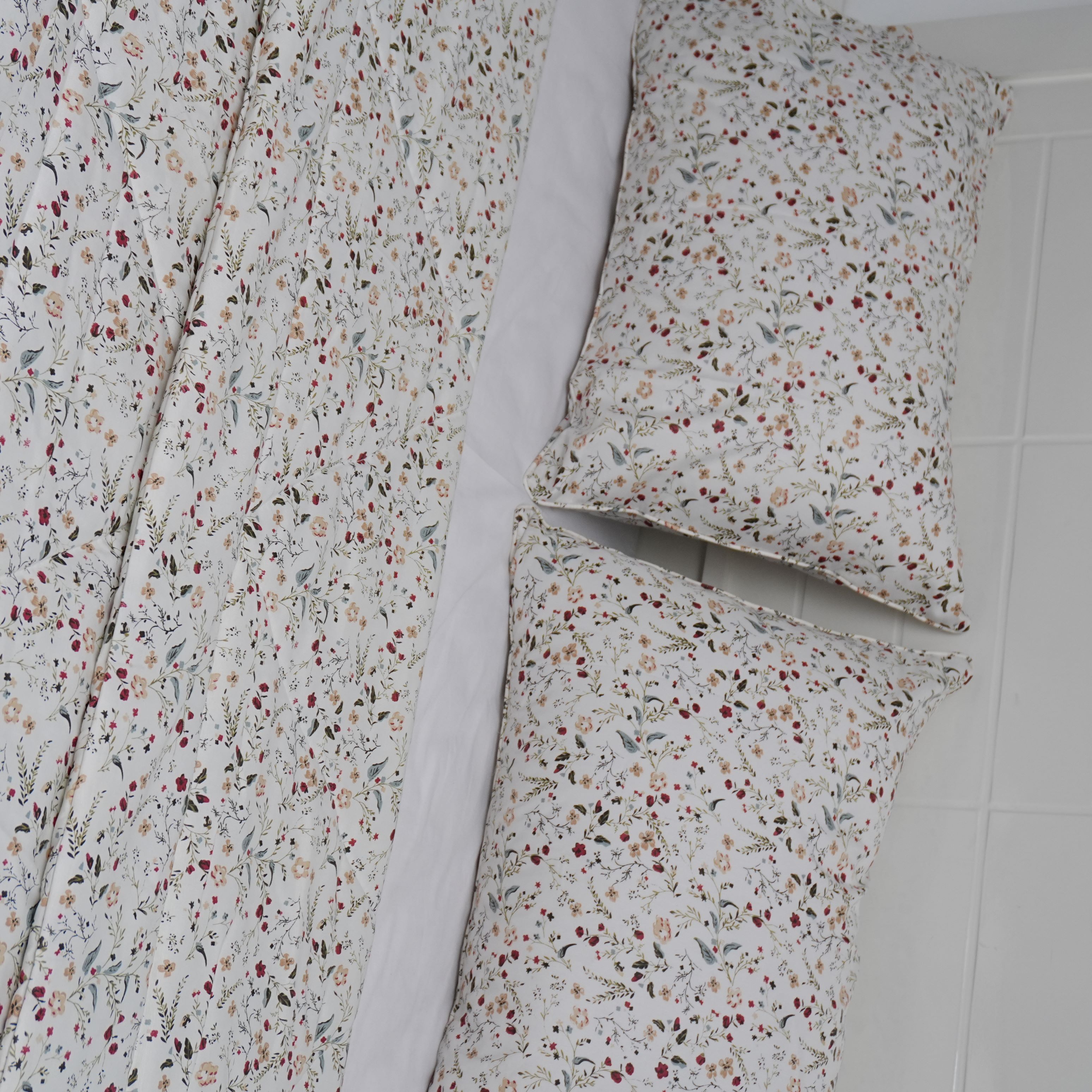 Cotton Light Duvet - Blossom - image 2